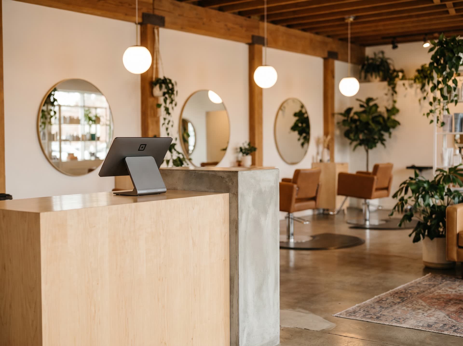 Salons & Spas